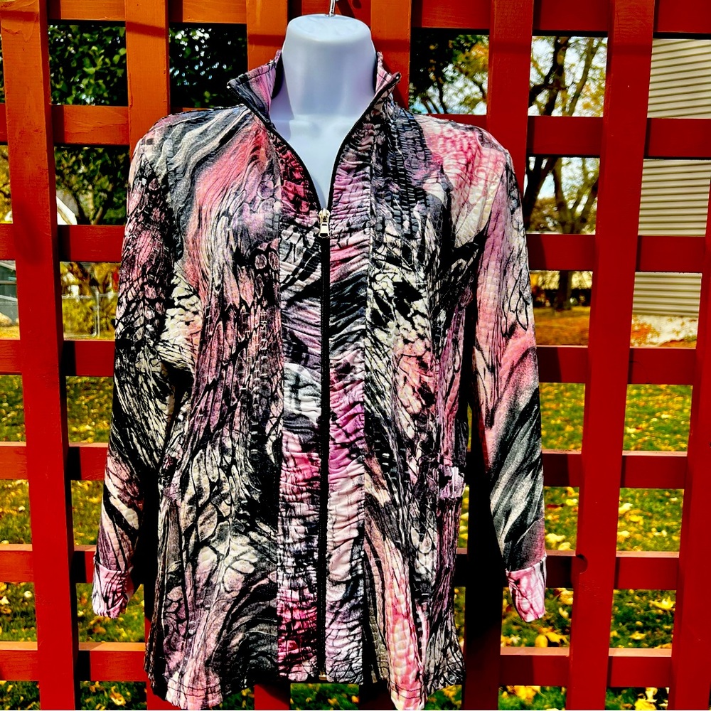 Erin London zip up Jacket with a beautiful shimmer to it